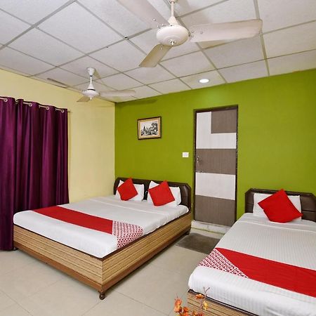 فاراناسي Oyo 3519 Hotel Garden Inn المظهر الخارجي الصورة