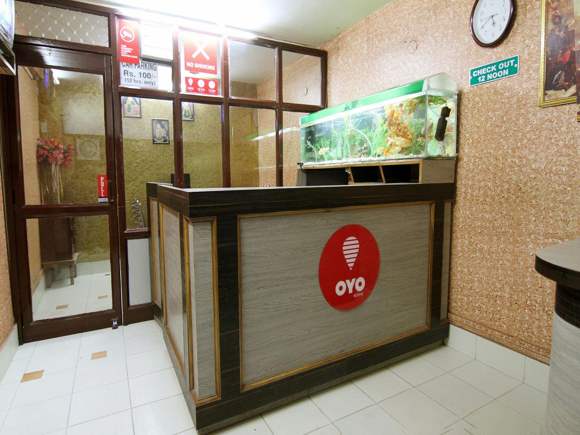 فاراناسي Oyo 3519 Hotel Garden Inn المظهر الخارجي الصورة