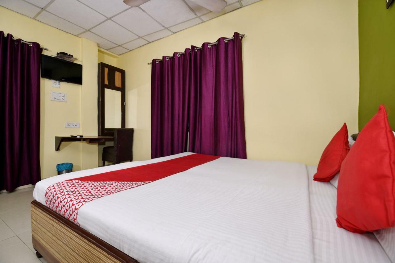 فاراناسي Oyo 3519 Hotel Garden Inn المظهر الخارجي الصورة