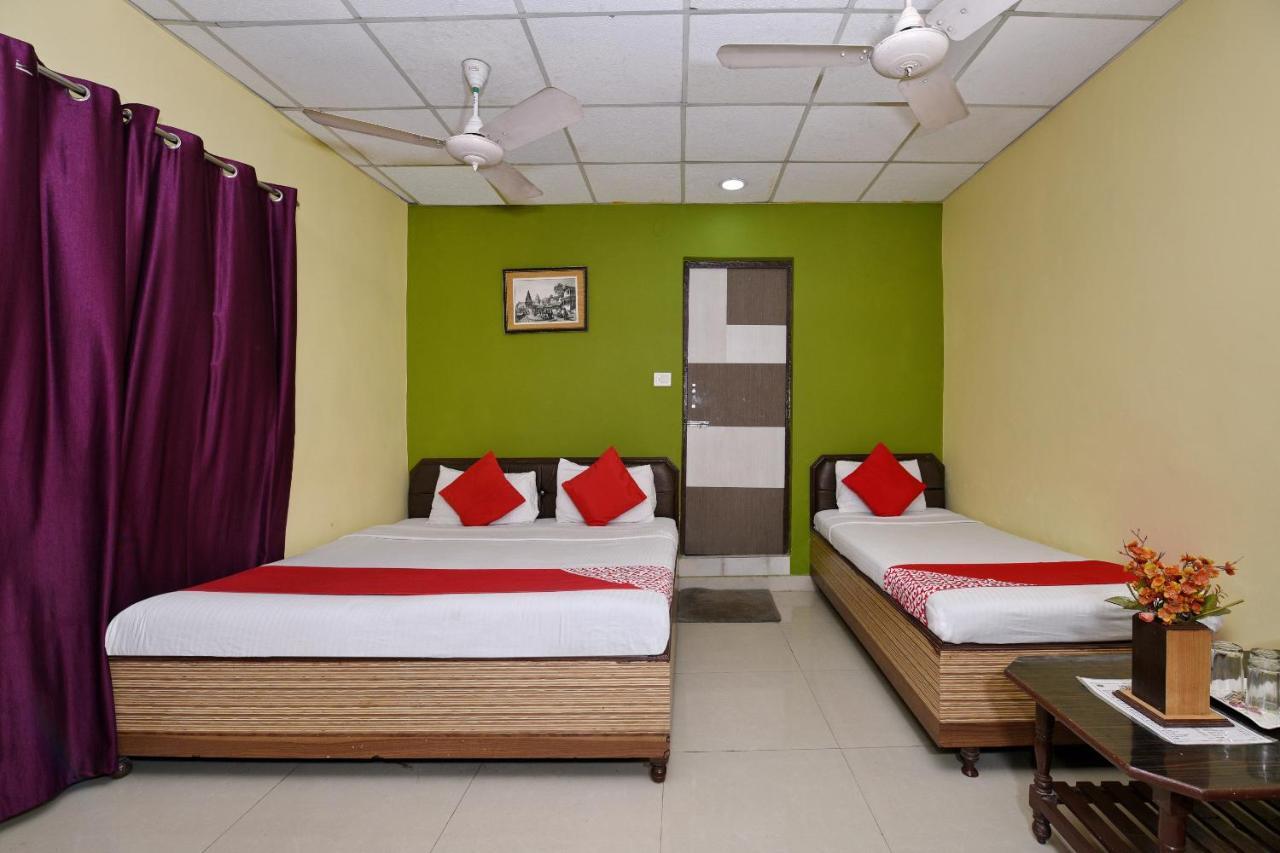فاراناسي Oyo 3519 Hotel Garden Inn المظهر الخارجي الصورة